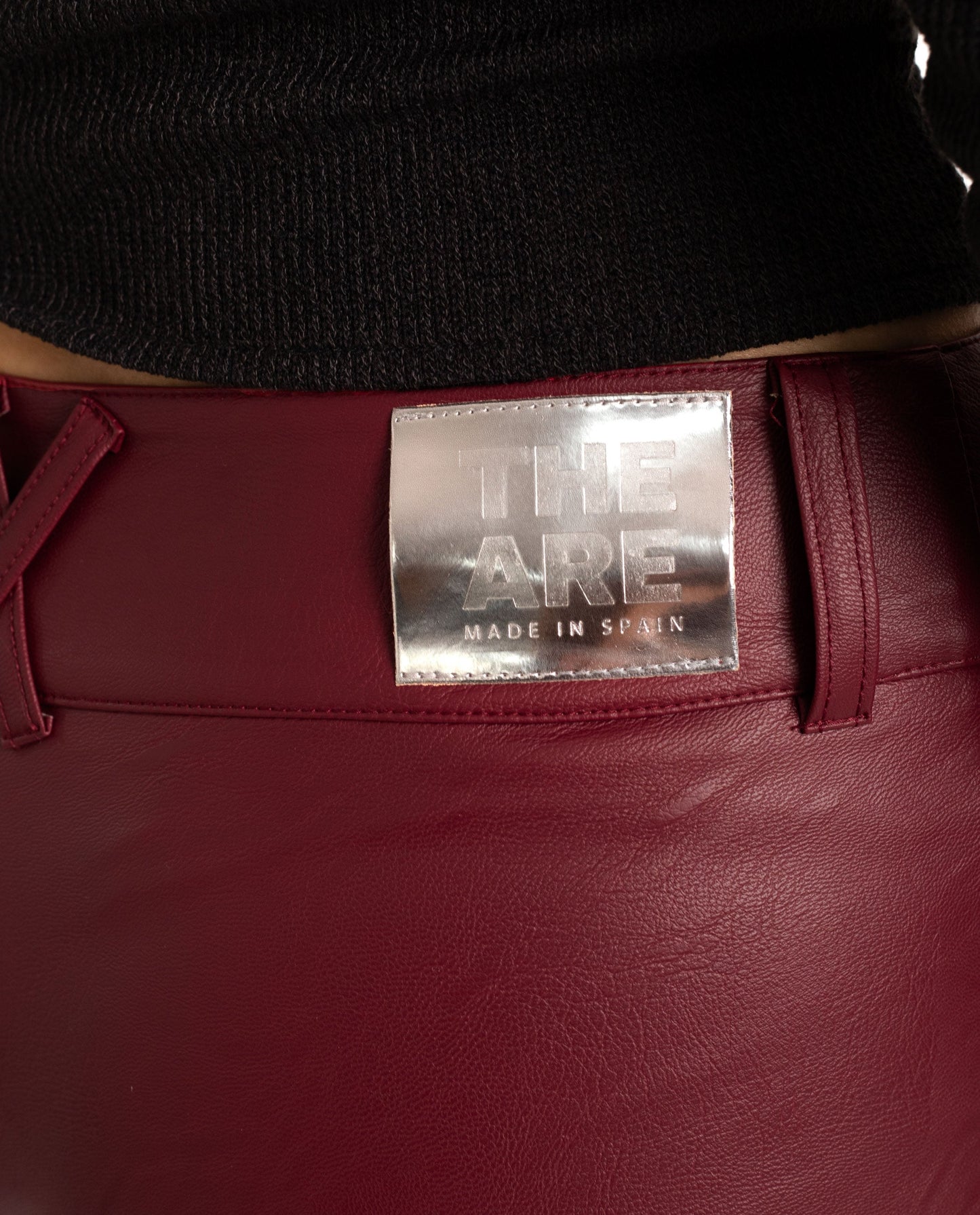 PANTALÓN BLESSED INDECISION · ROJO