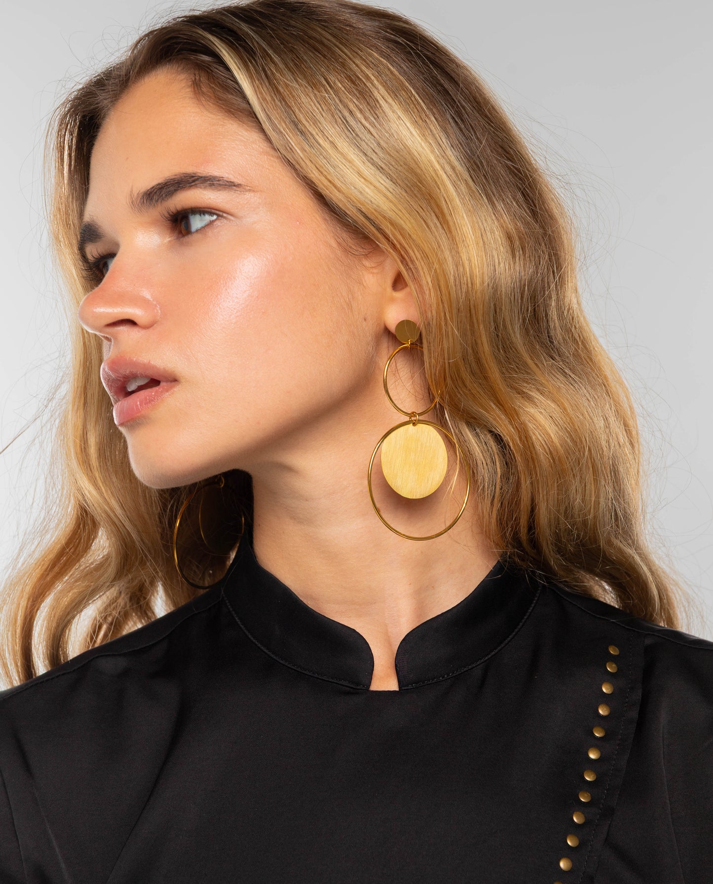 PENDIENTES GROUP SELFIE · GOLD