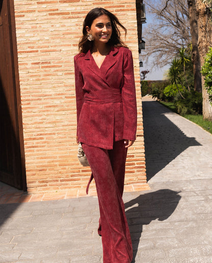 PANTALÓN JULIETTE · BURDEOS