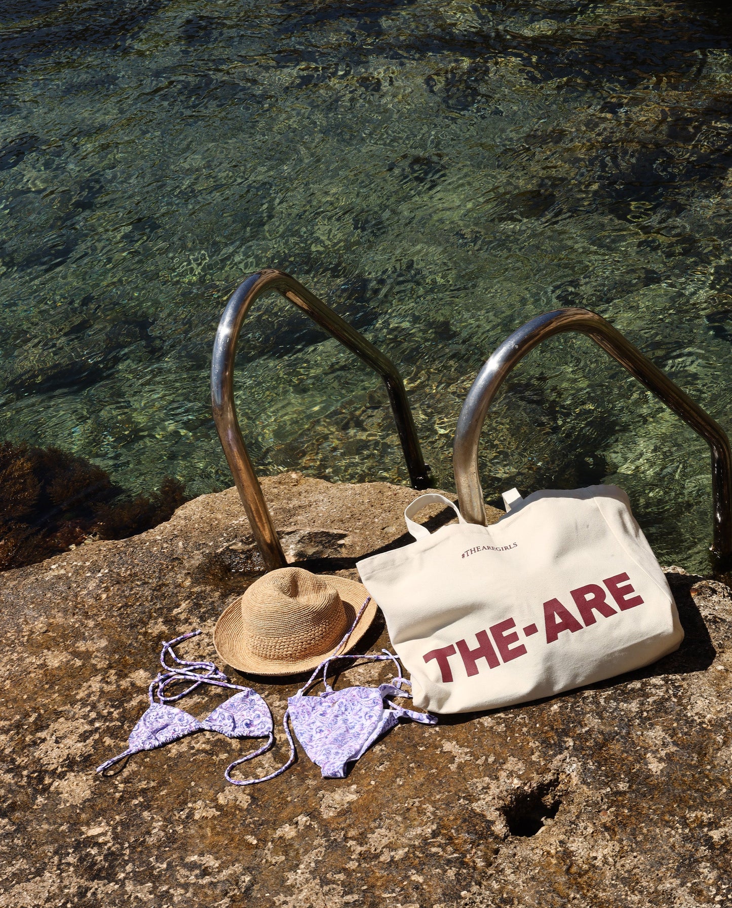 TOTE BAG ALL I NEED · CRUDO