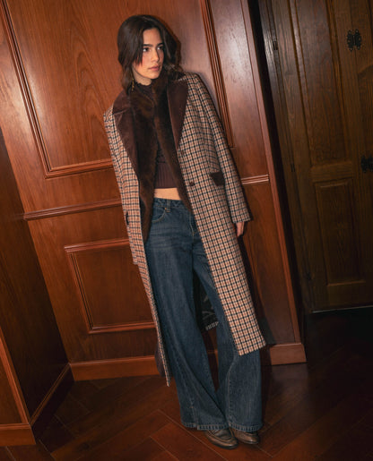 ABRIGO NEW IN TOWN · CUADROS