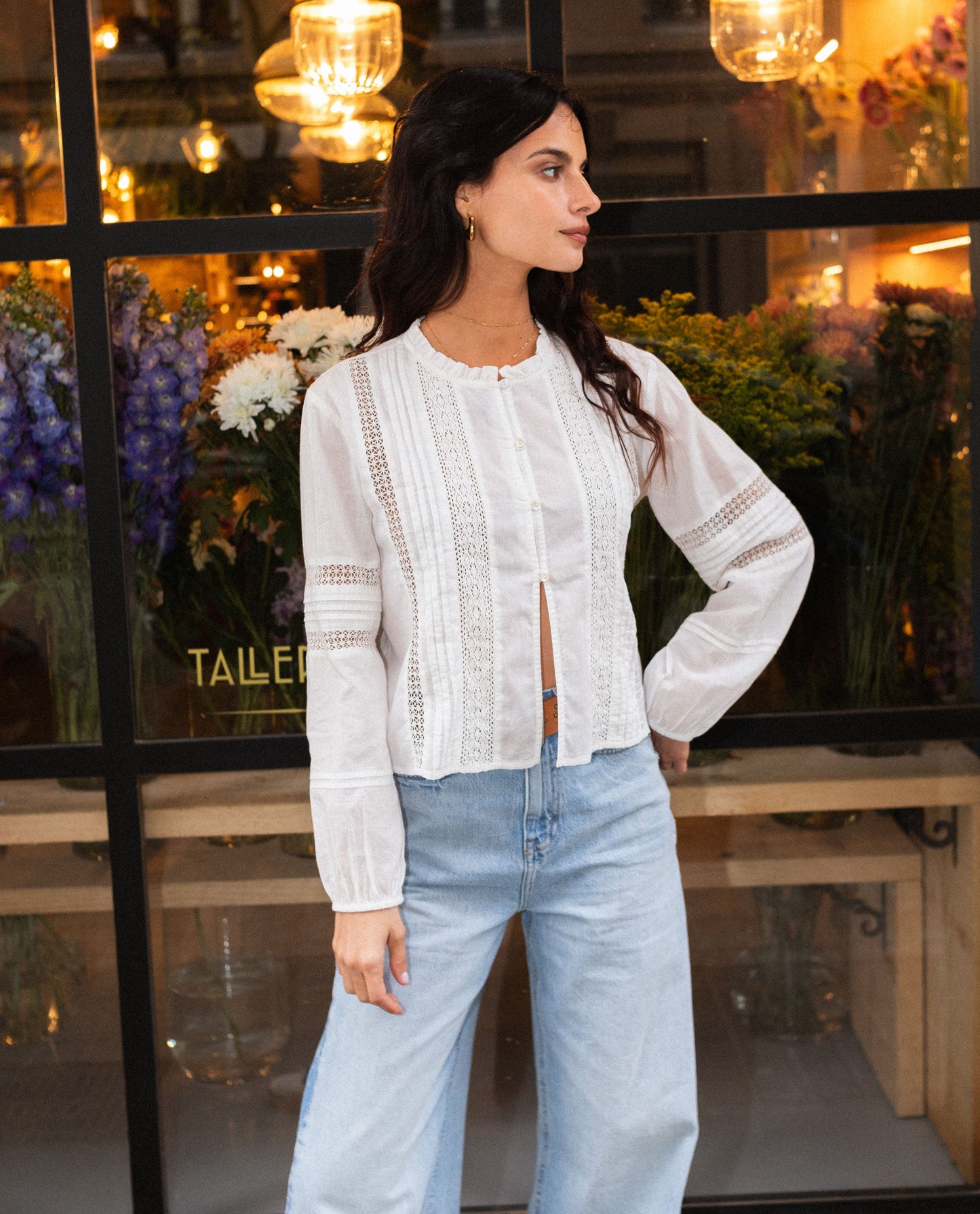 BLUSA CHASING MOMENTS · BLANCO