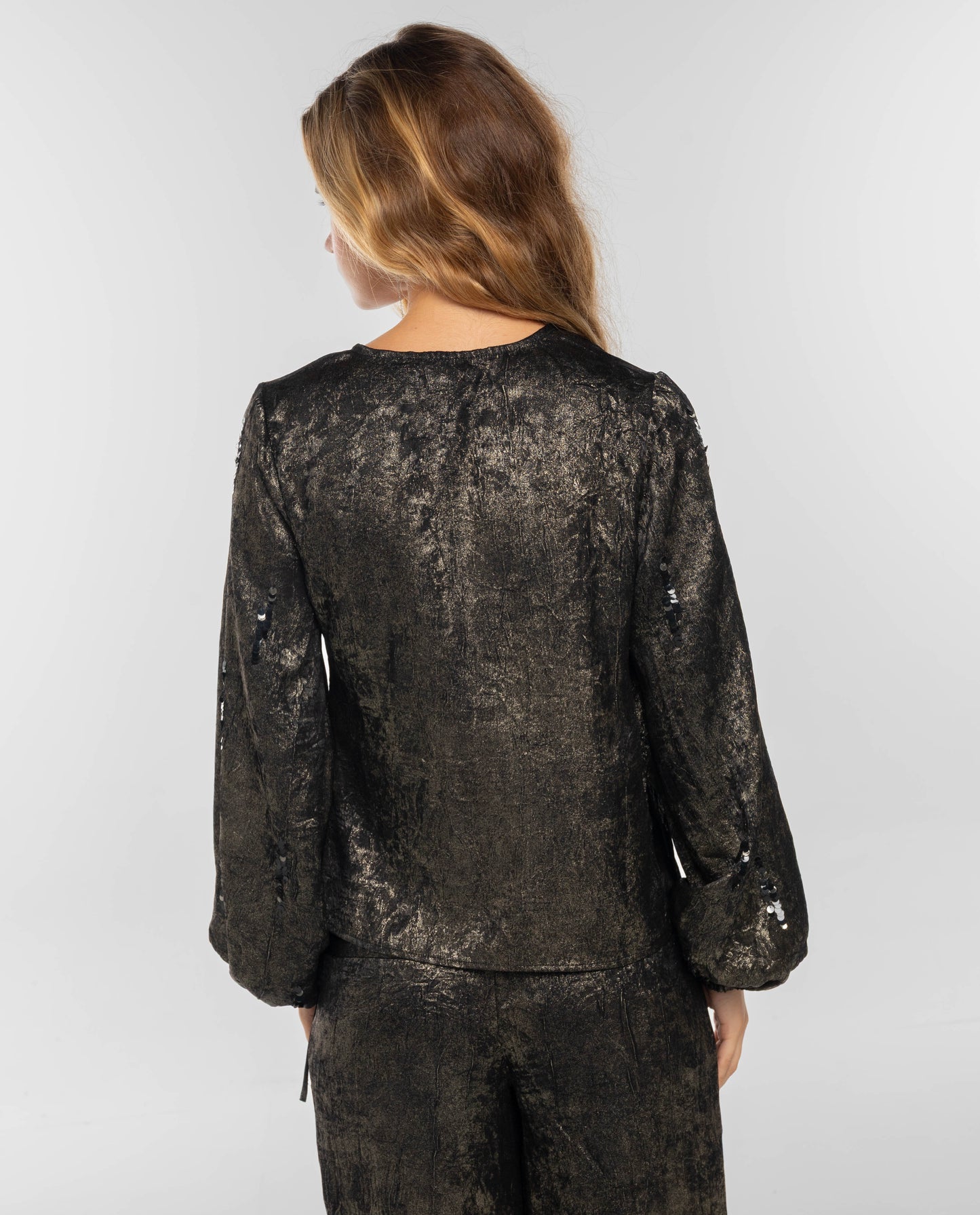 BLUSA UPPER GLOW · DORADO