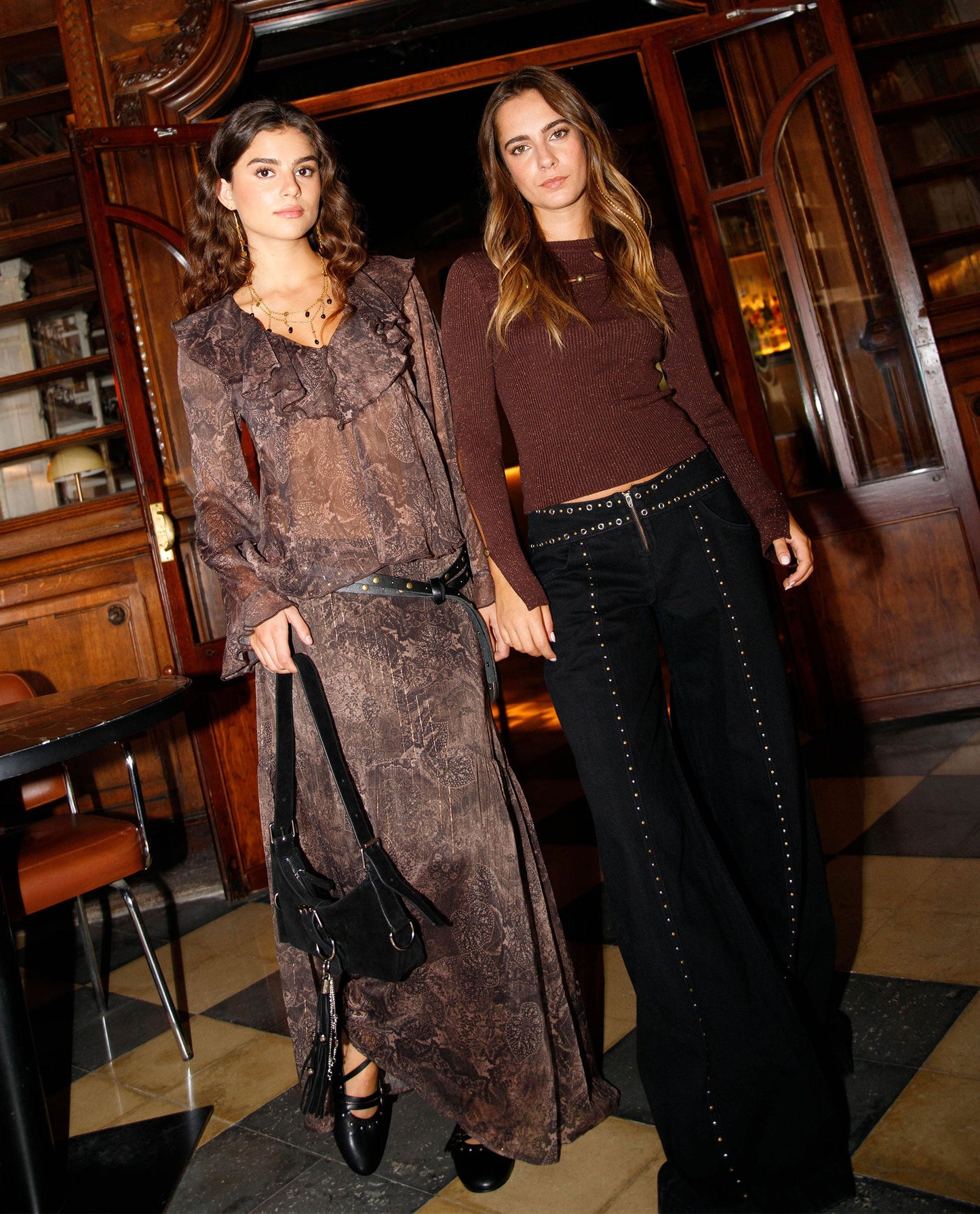 BLUSA IRREPLACEABLE · ESTAMPADO