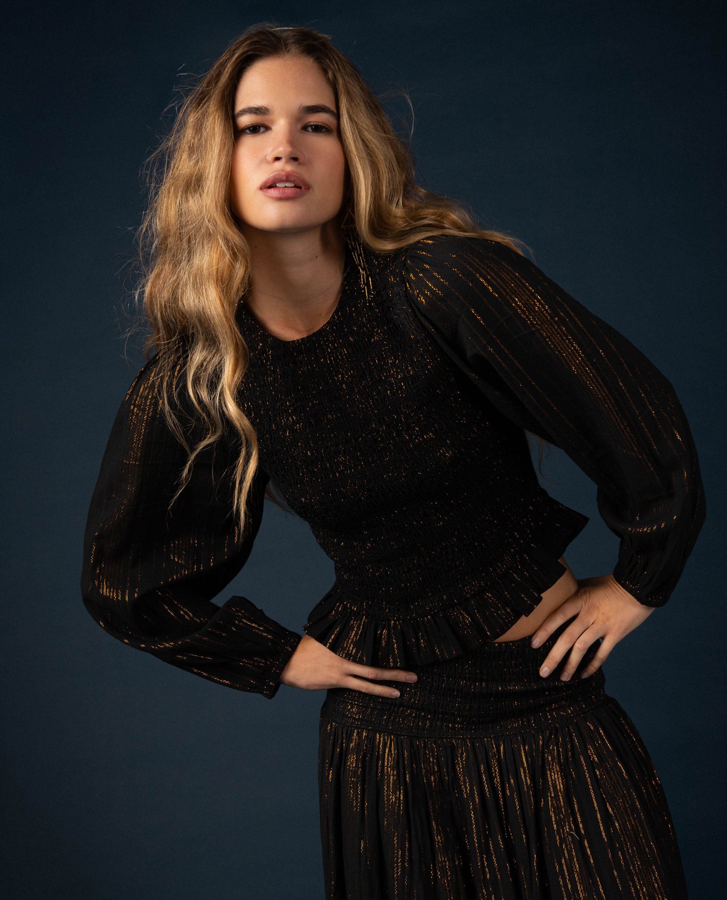 BLUSA FIFTH SHADE · NEGRO