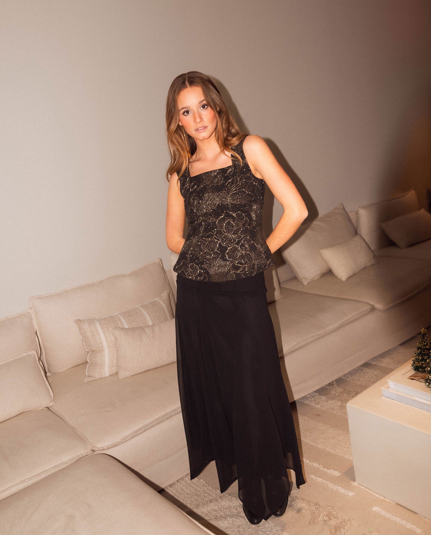 TOP JUST FOR A BIT · NEGRO