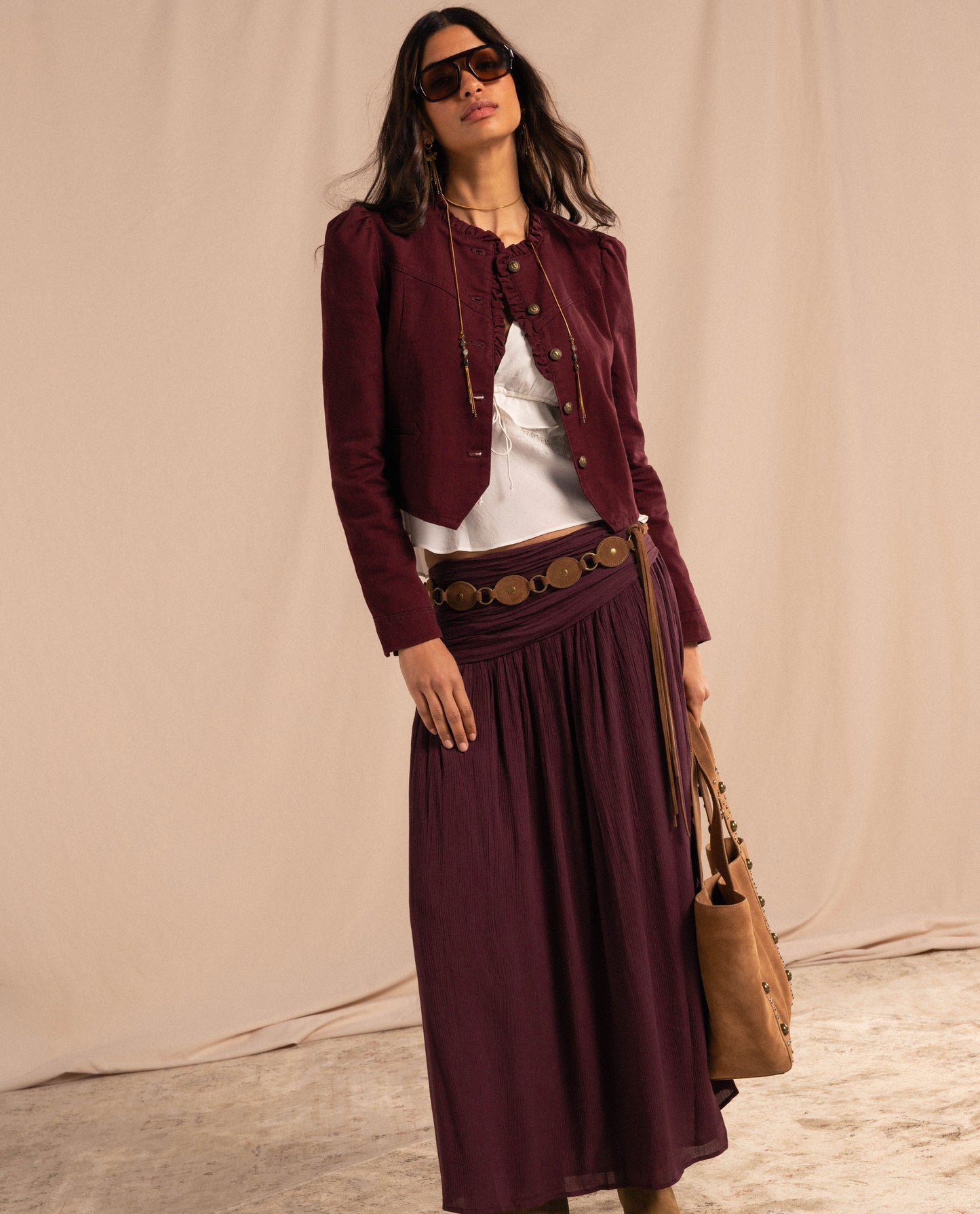 FALDA  SUNSET TALKS · CIRUELA