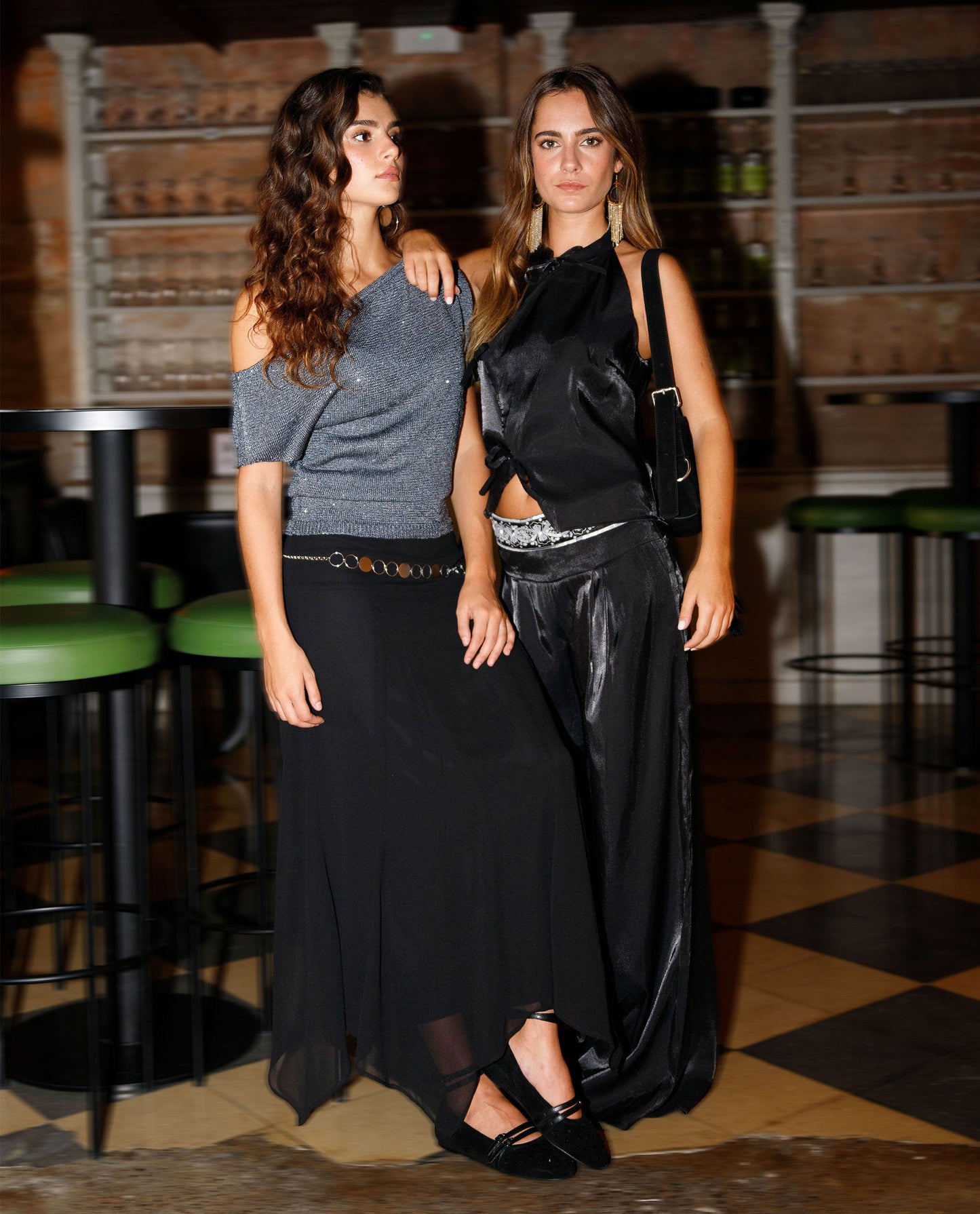 FALDA ONE LAST TIME · NEGRO