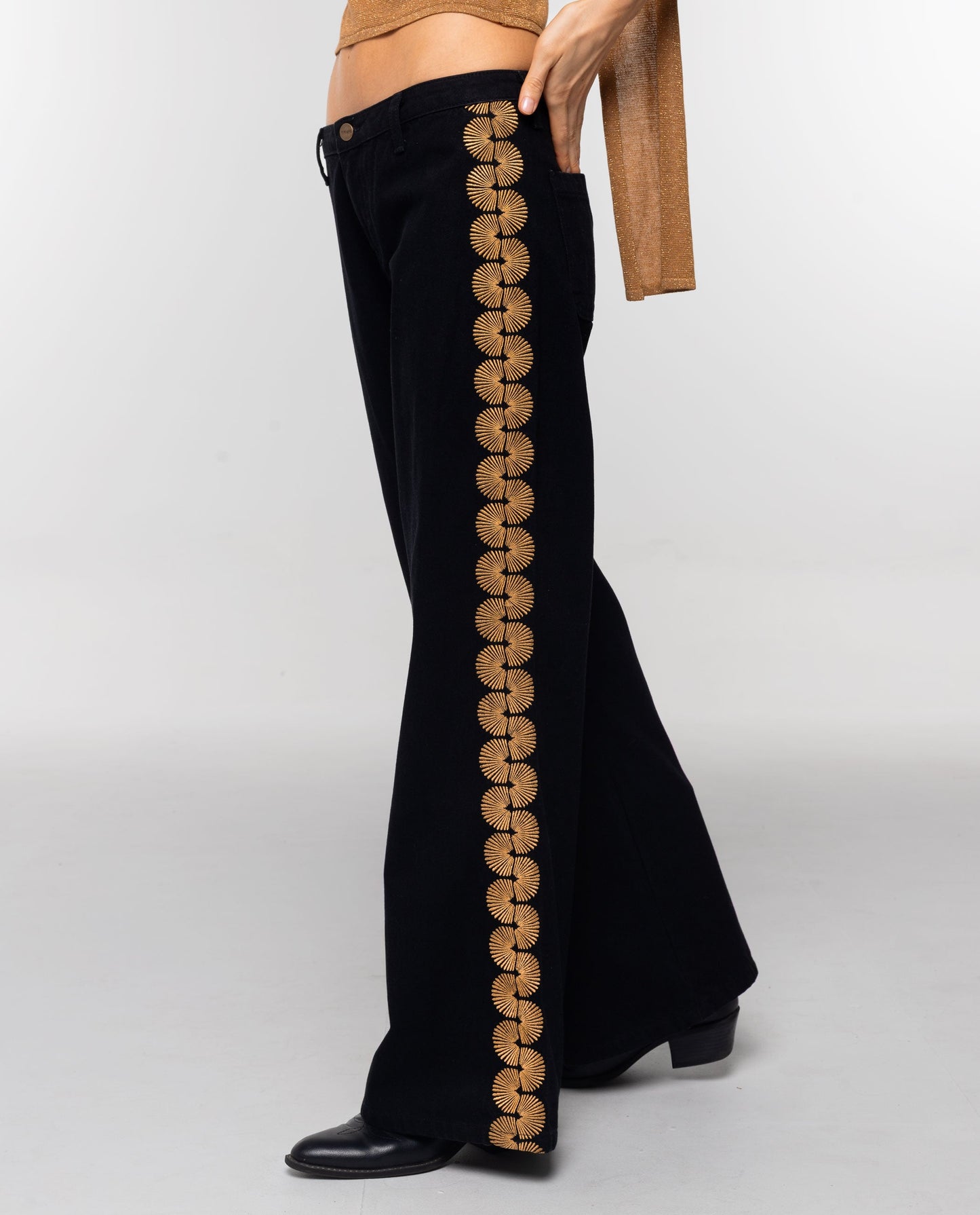 JEANS OASIS · NEGRO