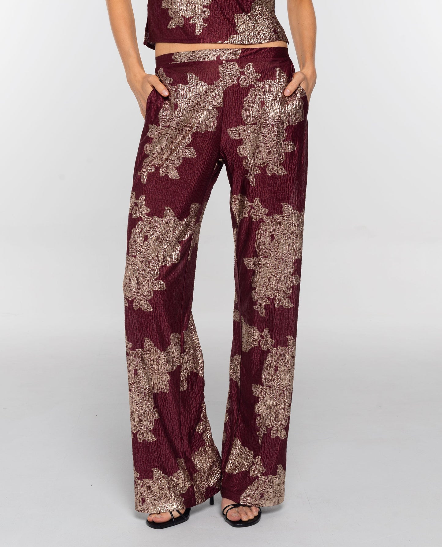PANTALÓN RUBY BLOOM · BURDEOS