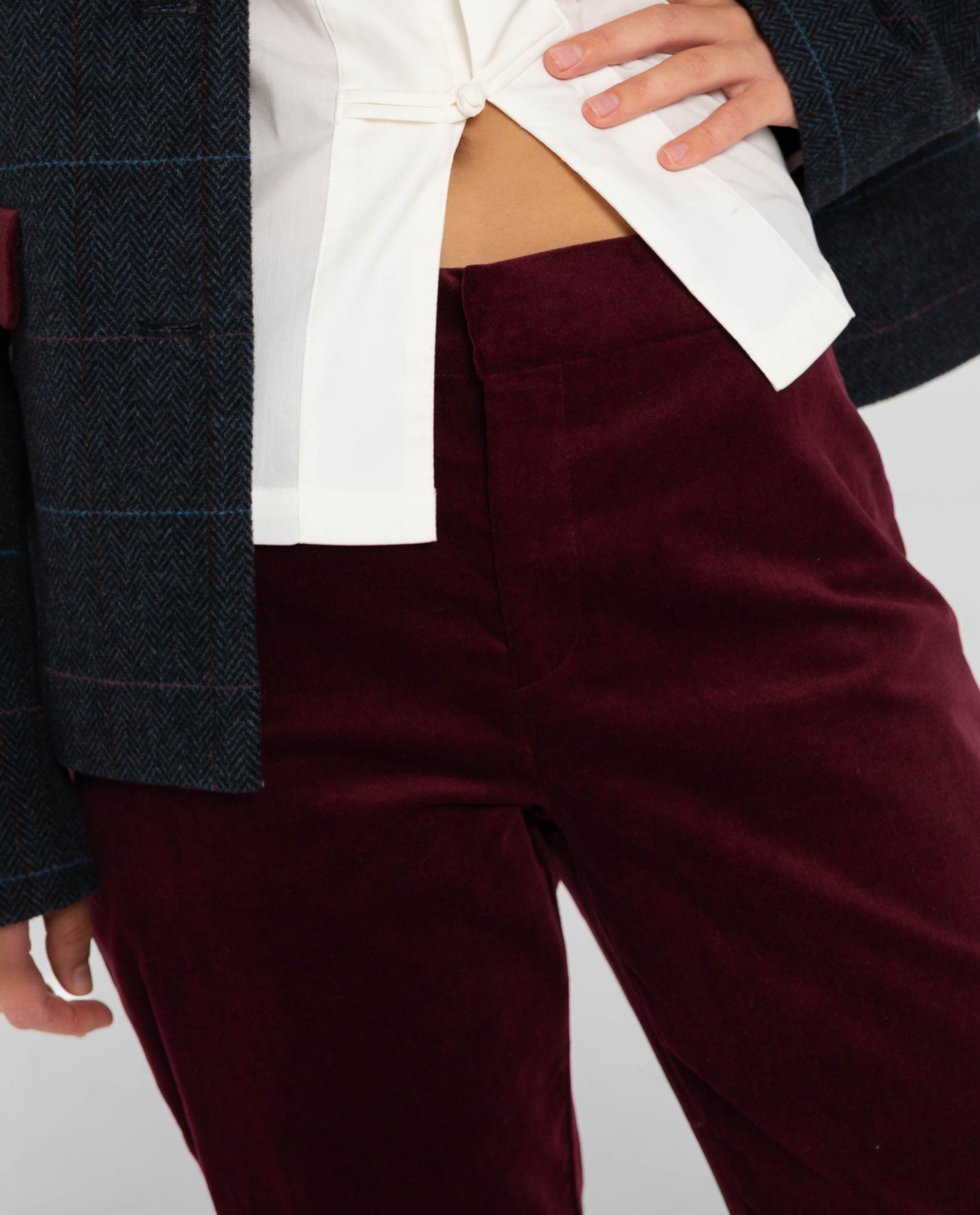 PANTALÓN VELVET SPELL · BURDEOS