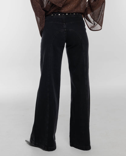 JEANS SHE WAS THERE · NEGRO