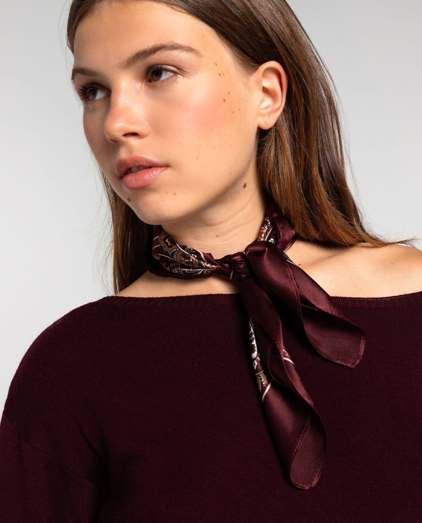 PAÑUELO SOFT NOTE · BERENJENA