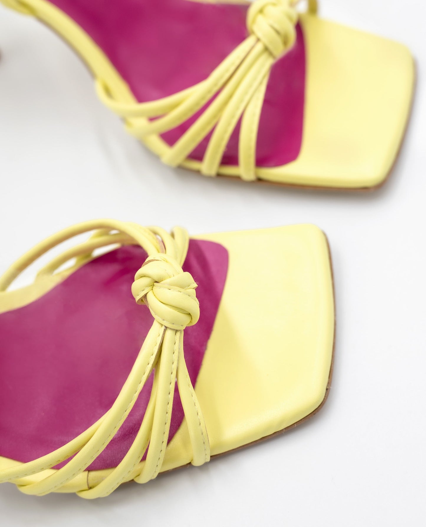 SANDALIA #2 · AMARILLO PASTEL